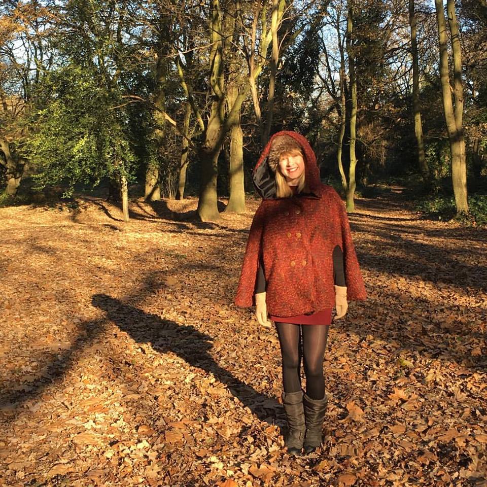 Created a fairy-tale vintage winter cape in autumnal colours
